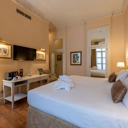 Casa Romana Boutique